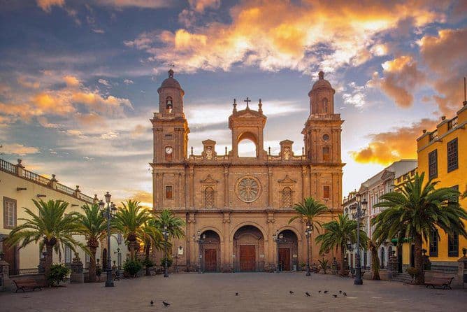 Santa Ana Cathedral in historic Vegueta, Las Palmas